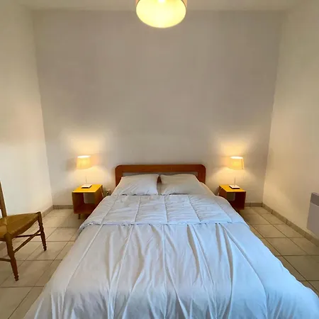 Spacieuse Maison En Foret Proche Pour 7 Personnes - Fr-1-323-570