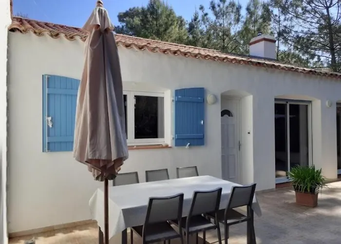 Spacieuse Maison En Forêt Proche Pour 7 Personnes - Fr-1-323-570